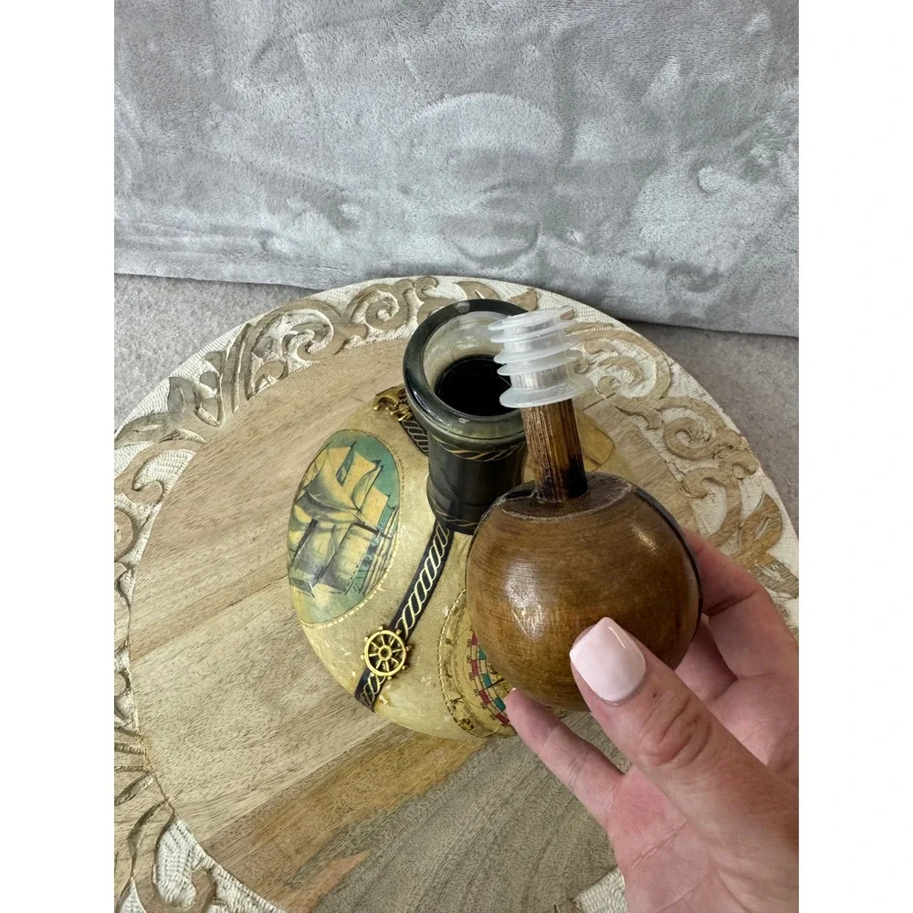 Vintage Italian Leather Wrapped Nautical Decanter Ship CompassWooden Stopper 11